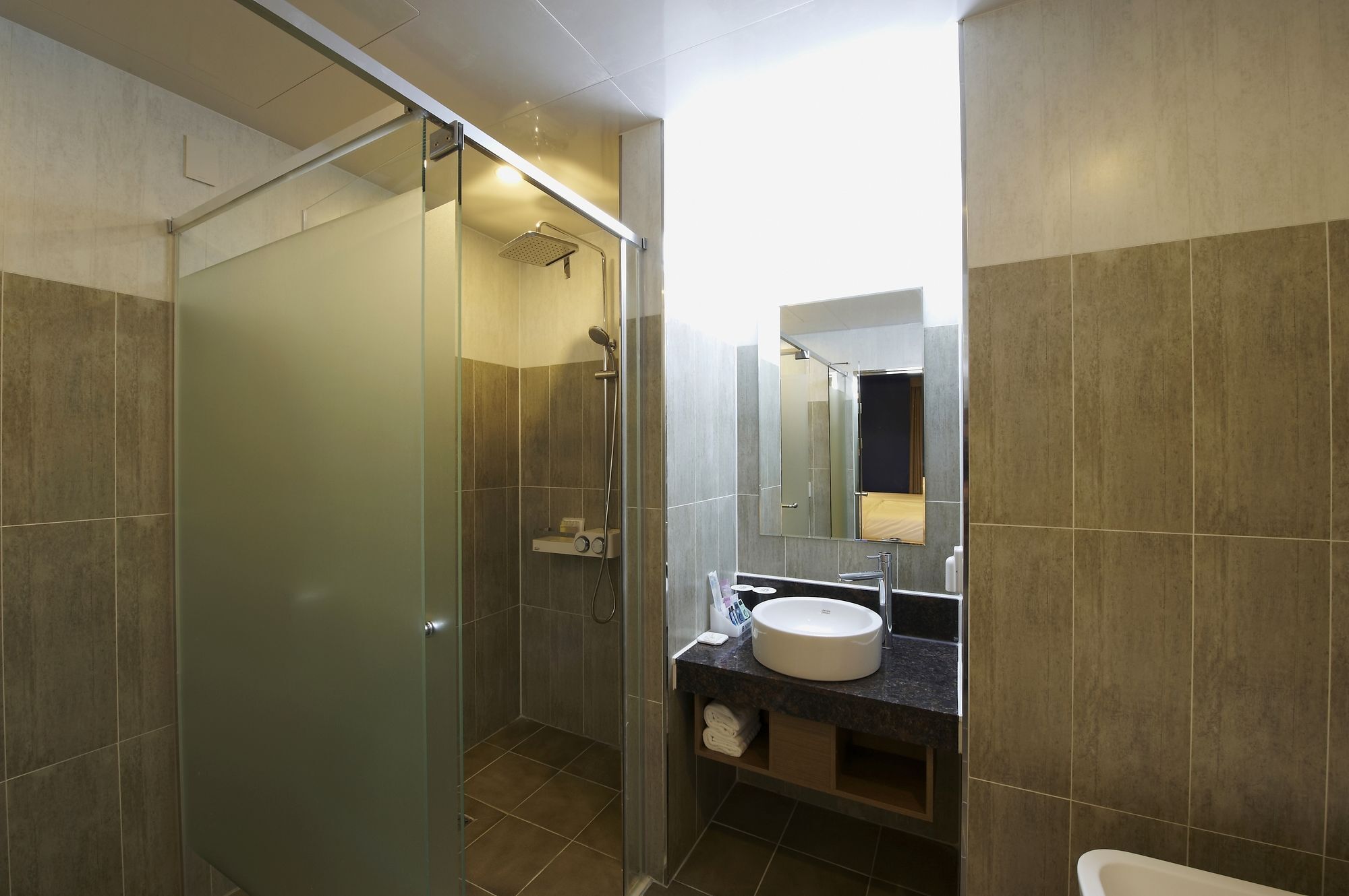 Gwangju Metropolitan City Hotel B מראה חיצוני תמונה