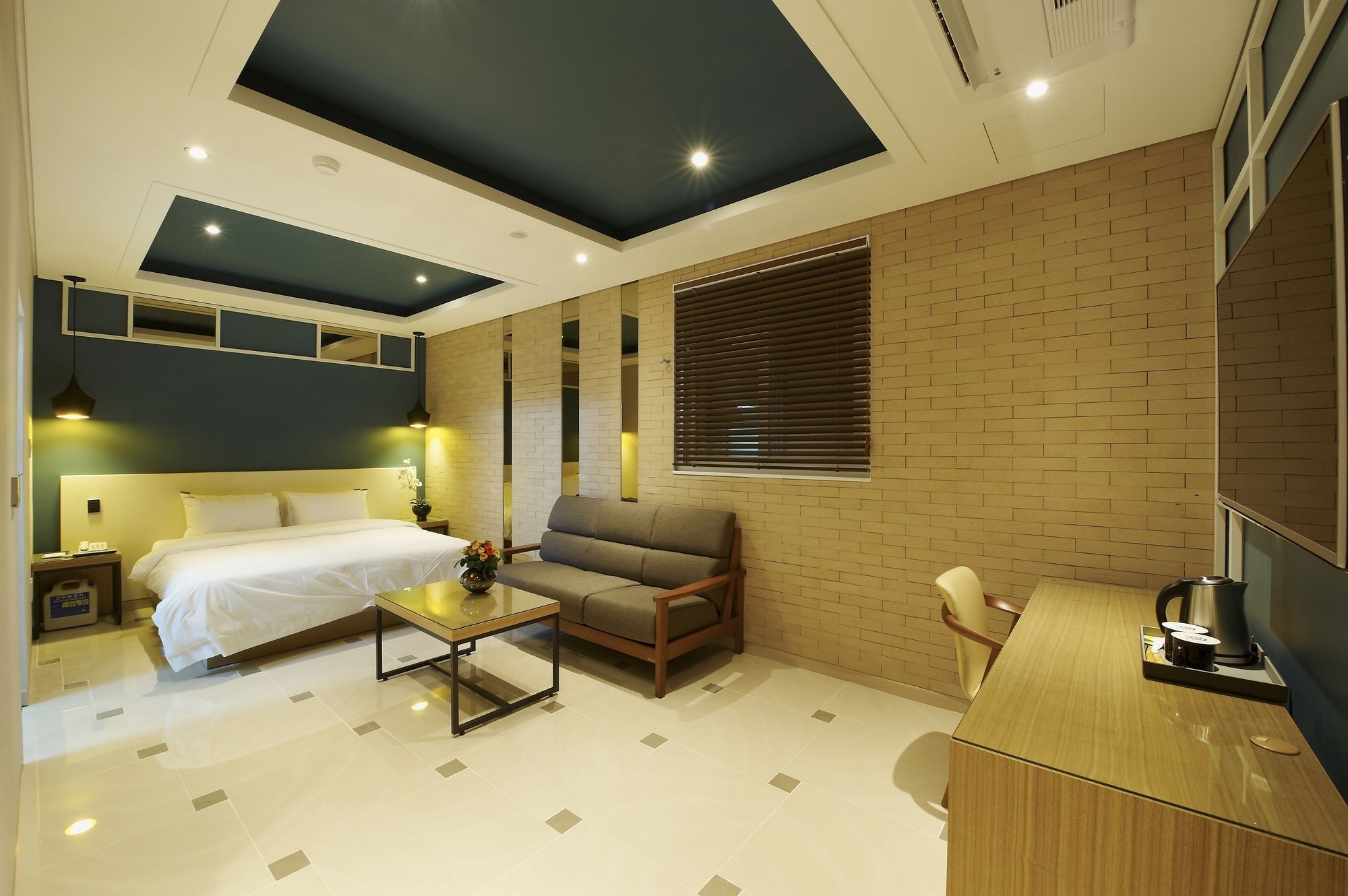 Gwangju Metropolitan City Hotel B מראה חיצוני תמונה