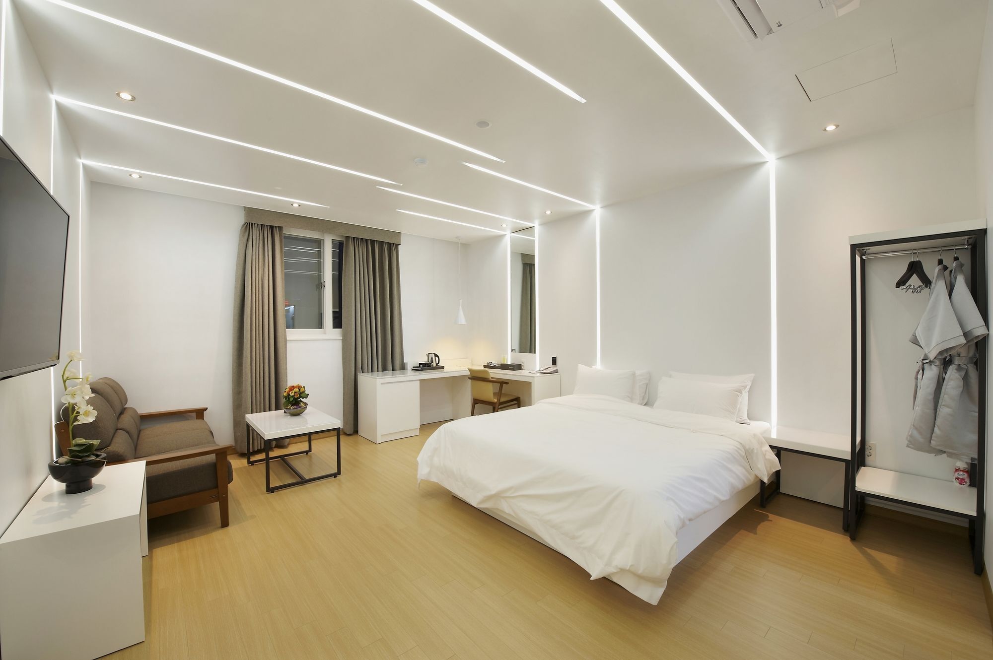 Gwangju Metropolitan City Hotel B מראה חיצוני תמונה